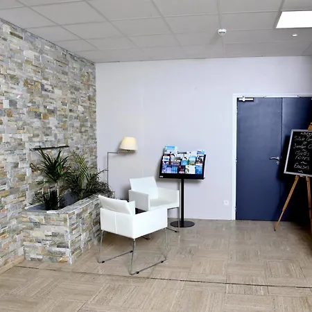 Le Comty Hotel